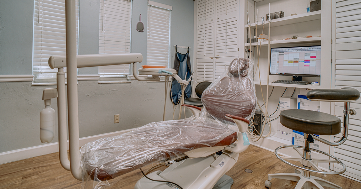 Dental treatment room